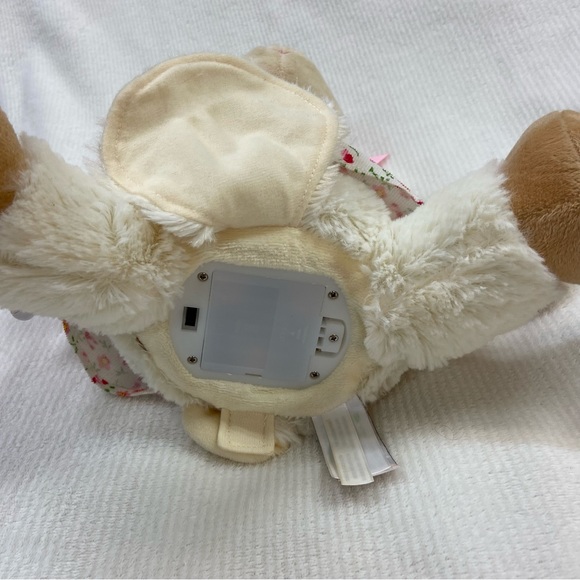 Cuddle Barn Mary Had A Little Lamb Singing Lamb - Picture 6 of 8